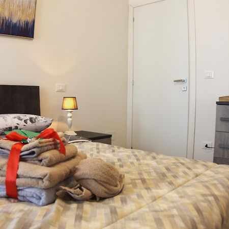 Dimora Del Sole - Civico 13 Otel LʼAquila Dış mekan fotoğraf