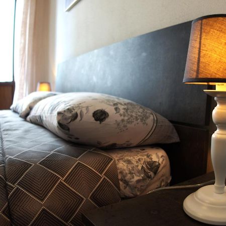 Dimora Del Sole - Civico 13 Otel LʼAquila Dış mekan fotoğraf