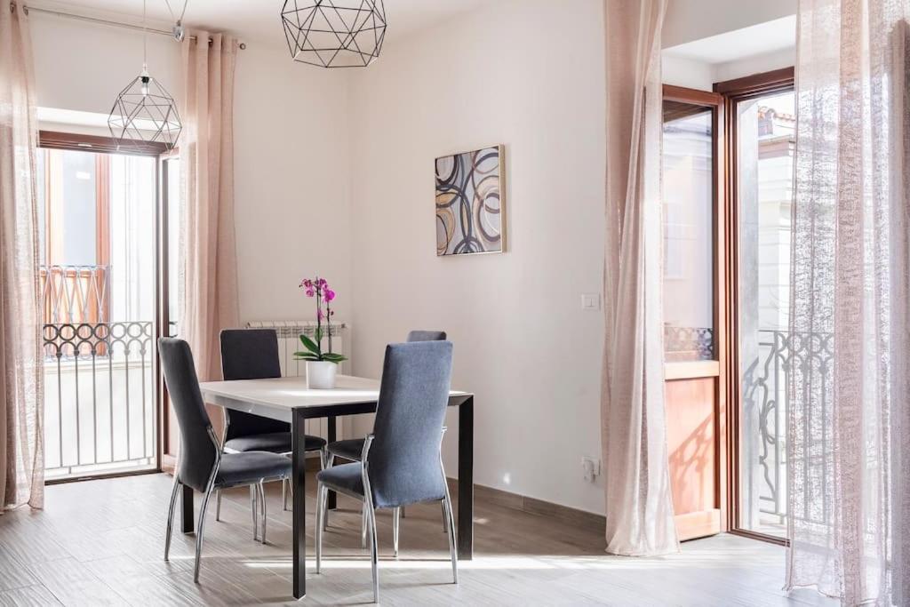 Dimora Del Sole - Civico 13 Otel LʼAquila Dış mekan fotoğraf