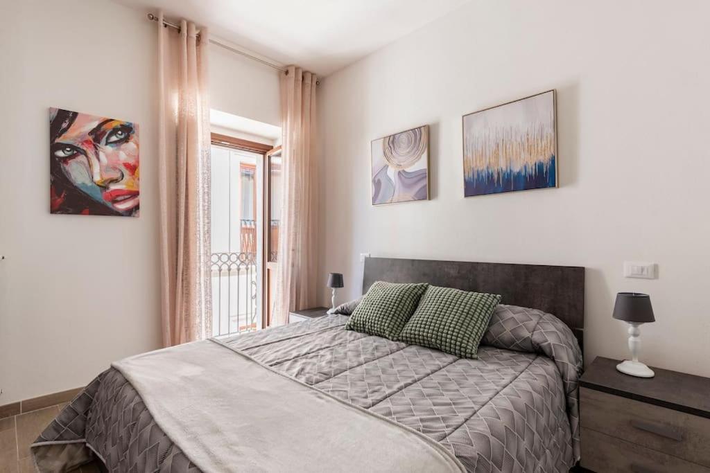 Dimora Del Sole - Civico 13 Otel LʼAquila Dış mekan fotoğraf